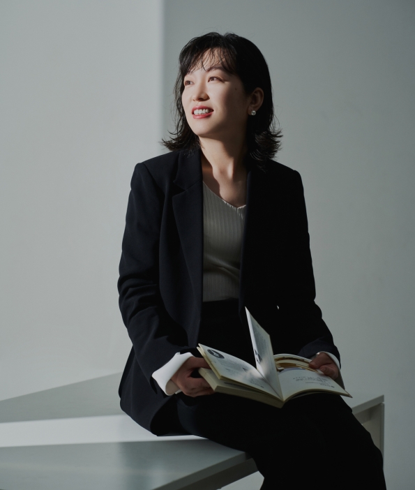 李妮娜